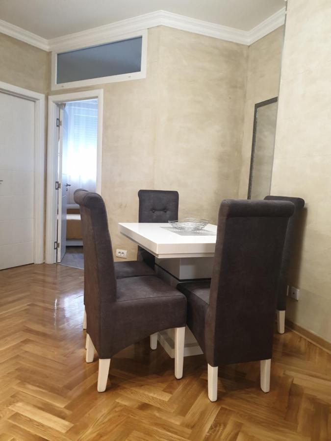 Appartement Elena Lux à Belgrade Extérieur photo