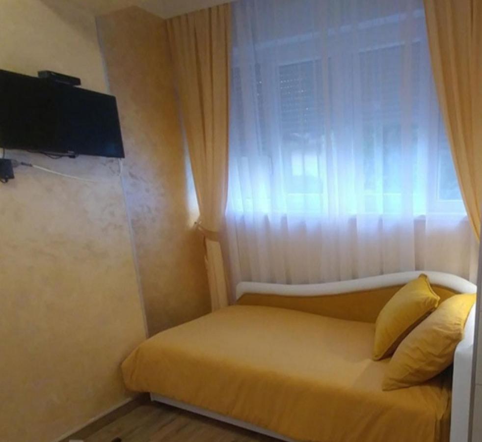 Appartement Elena Lux à Belgrade Extérieur photo