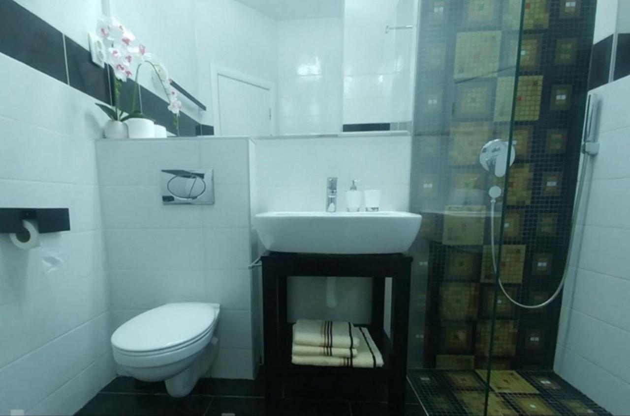 Appartement Elena Lux à Belgrade Extérieur photo