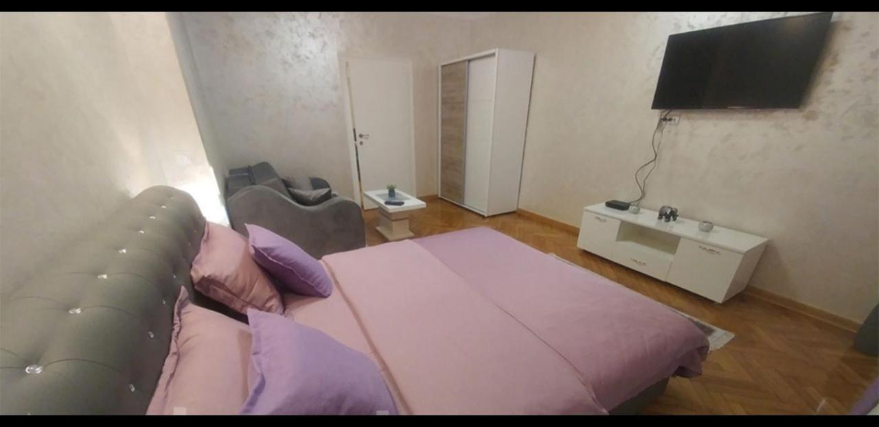 Appartement Elena Lux à Belgrade Extérieur photo